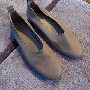 NWOT Everlane Women's Flats - Size 8.5